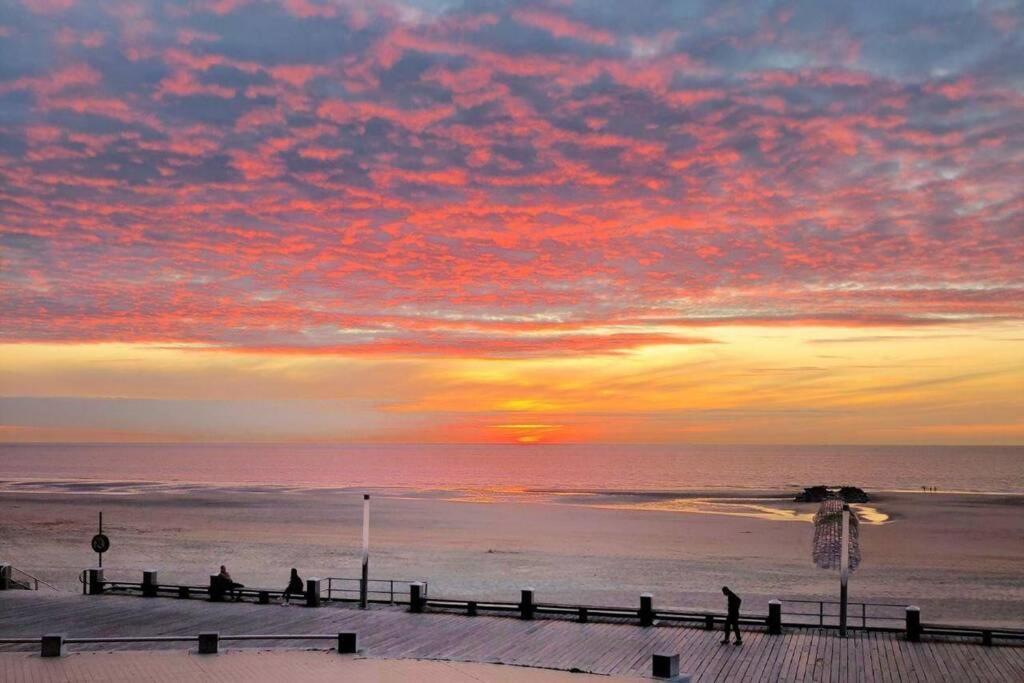 Royal Palace Seaview Suite Oostende Ngoại thất bức ảnh
